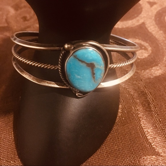 Vintage Navajo Sterling Silver Turquoise Bracelet